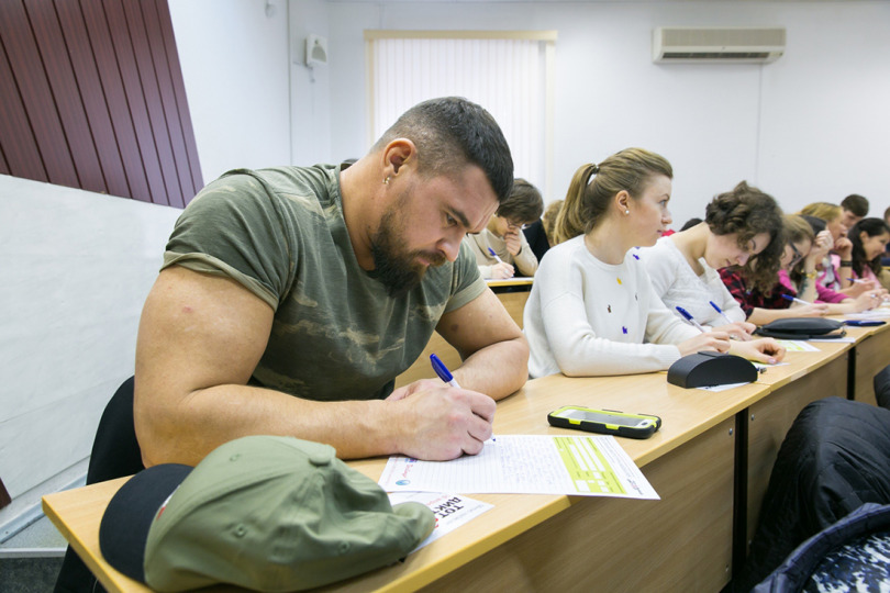 «Русский язык — единственный предмет, который вызывает иллюзию всезнания» Иллюстрация к новости: «Русский язык — единственный предмет, который вызывает иллюзию всезнания»