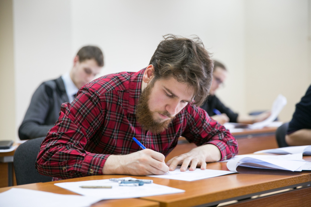 В Вышке прошла олимпиада для поступающих в магистратуру Иллюстрация к новости: В Вышке прошла олимпиада для поступающих в магистратуру