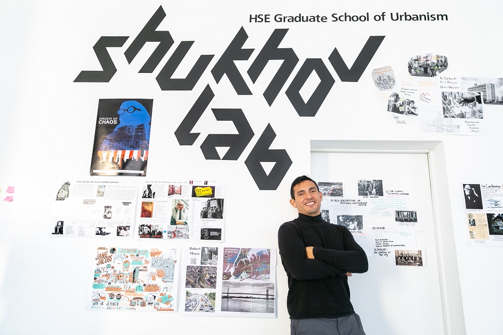 Fab Lab Founder from Latin America Shares His Expertise with HSE Students Illustration for news: Fab Lab Founder from Latin America Shares His Expertise with HSE Students