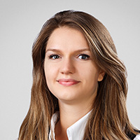 Виктория Павлюшина, выпускница факультета мировой экономики и мировой политики Виктория Павлюшина, выпускница факультета мировой экономики и мировой политики