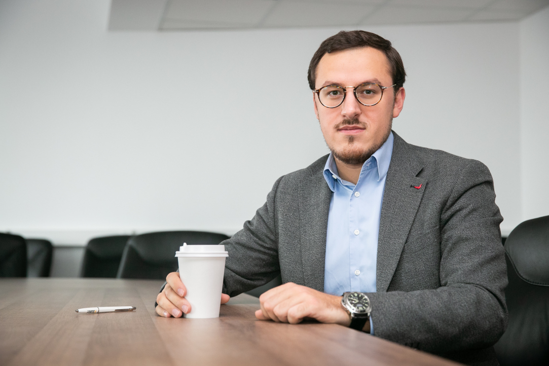 «Я понял главное: для работы ищи не знаменитый бренд, а правильных людей» Иллюстрация к новости: «Я понял главное: для работы ищи не знаменитый бренд, а правильных людей»