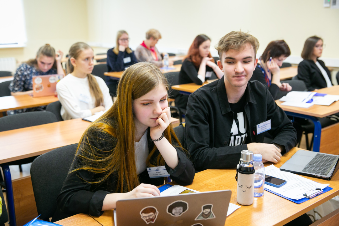 Преподаватель МИЭМ разработал бота-помощника, чтобы мотивировать студентов Иллюстрация к новости: Преподаватель МИЭМ разработал бота-помощника, чтобы мотивировать студентов