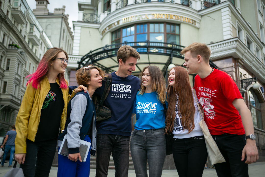From Europe and America to Africa and Australia: International Admissions 2020 Attract Applicants from around the World Illustration for news: From Europe and America to Africa and Australia: International Admissions 2020 Attract Applicants from around the World