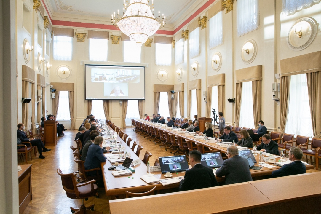 Программа «Приоритет 2030» обеспечит сбалансированное развитие науки и высшей школы во всех регионах России Иллюстрация к новости: Программа «Приоритет 2030» обеспечит сбалансированное развитие науки и высшей школы во всех регионах России