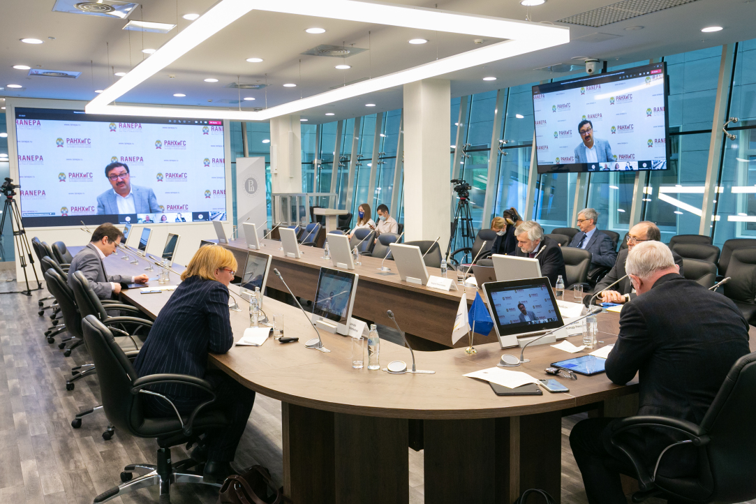 Россия справилась с коронакризисом, но решить задачу ускоренного роста будет намного сложнее Иллюстрация к новости: Россия справилась с коронакризисом, но решить задачу ускоренного роста будет намного сложнее