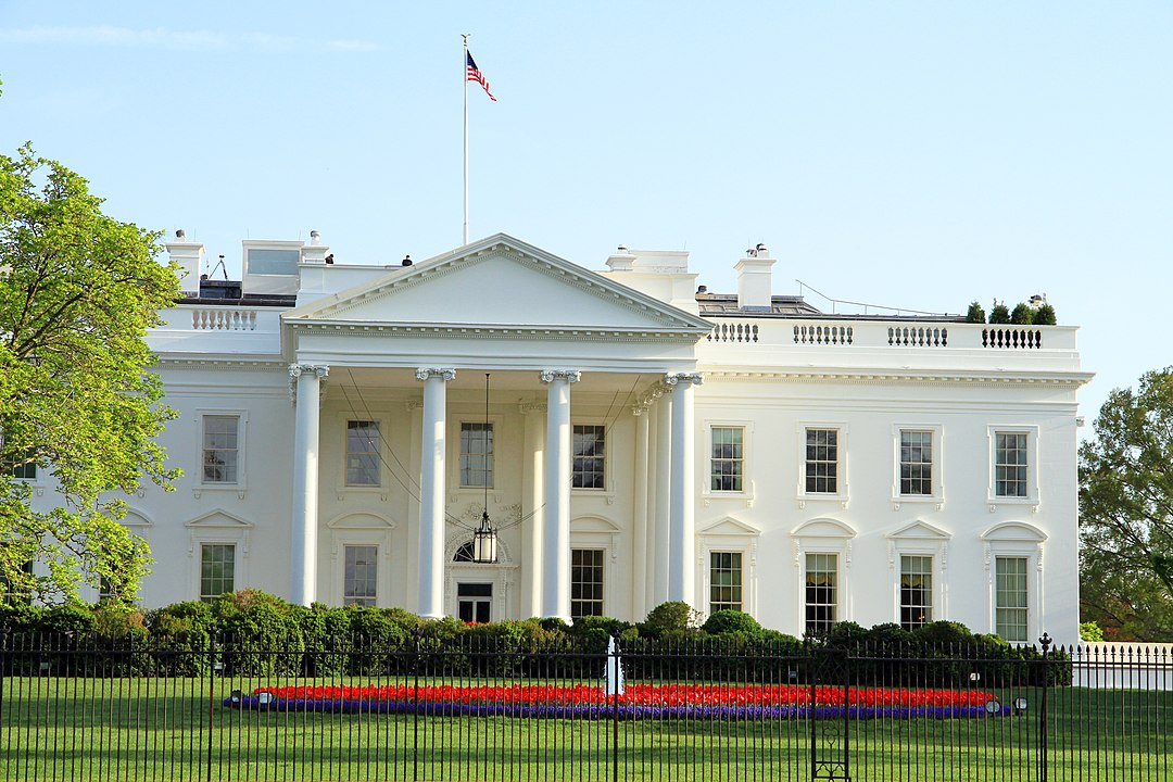 Внешняя политика США: к чему приведет попытка соединить гегемонизм и изоляционизм Иллюстрация к новости: Внешняя политика США: к чему приведет попытка соединить гегемонизм и изоляционизм