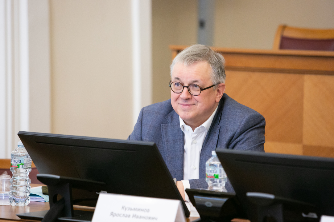 Ярослав Кузьминов награжден Орденом «За заслуги перед Отечеством» II степени Иллюстрация к новости: Ярослав Кузьминов награжден Орденом «За заслуги перед Отечеством» II степени