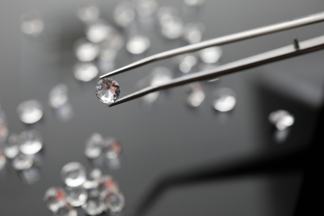 Researchers Compare Energy Consumption During Extraction and Synthesis of One Diamond Carat Illustration for news: Researchers Compare Energy Consumption During Extraction and Synthesis of One Diamond Carat