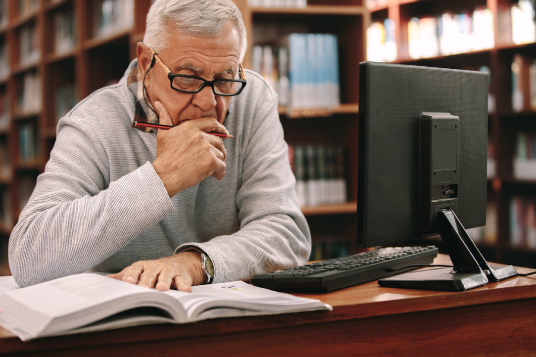 Why Understanding of Texts Worsens with Age Illustration for news: Why Understanding of Texts Worsens with Age