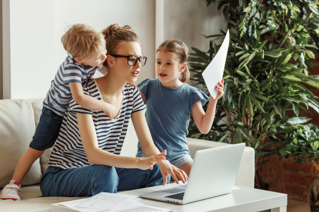 Family, Bosses, Isolation: HSE Researchers Uncover Causes and Impact of Stress in Employees Working from Home Illustration for news: Family, Bosses, Isolation: HSE Researchers Uncover Causes and Impact of Stress in Employees Working from Home