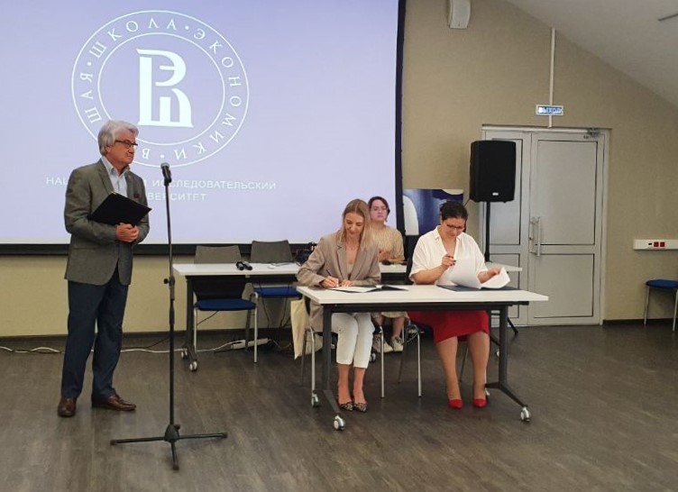 HSE University in Nizhny Novgorod Concludes Agreement with Alliance Française Illustration for news: HSE University in Nizhny Novgorod Concludes Agreement with Alliance Française