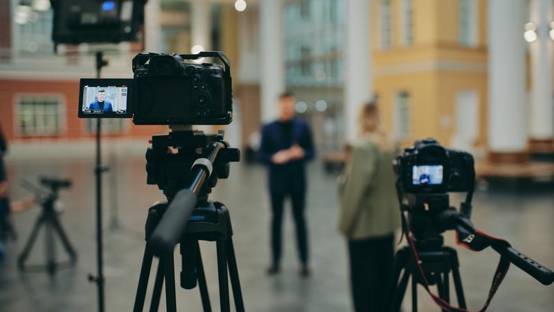 Проекты PR-блока НИУ ВШЭ вошли в шорт-листы престижных премий Иллюстрация к новости: Проекты PR-блока НИУ ВШЭ вошли в шорт-листы престижных премий