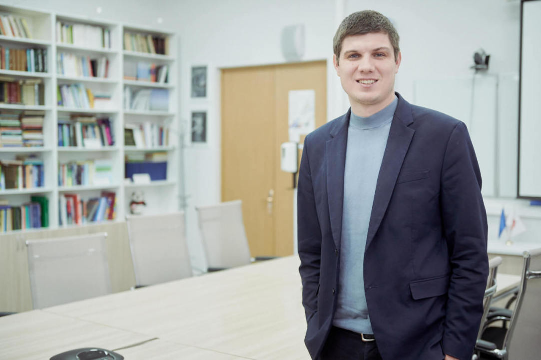 Евгений Терентьев: «Миссия проекта — предоставить людям инструменты для самореализации и укрепления себя в различных сферах жизни» Иллюстрация к новости: Евгений Терентьев: «Миссия проекта — предоставить людям инструменты для самореализации и укрепления себя в различных сферах жизни»