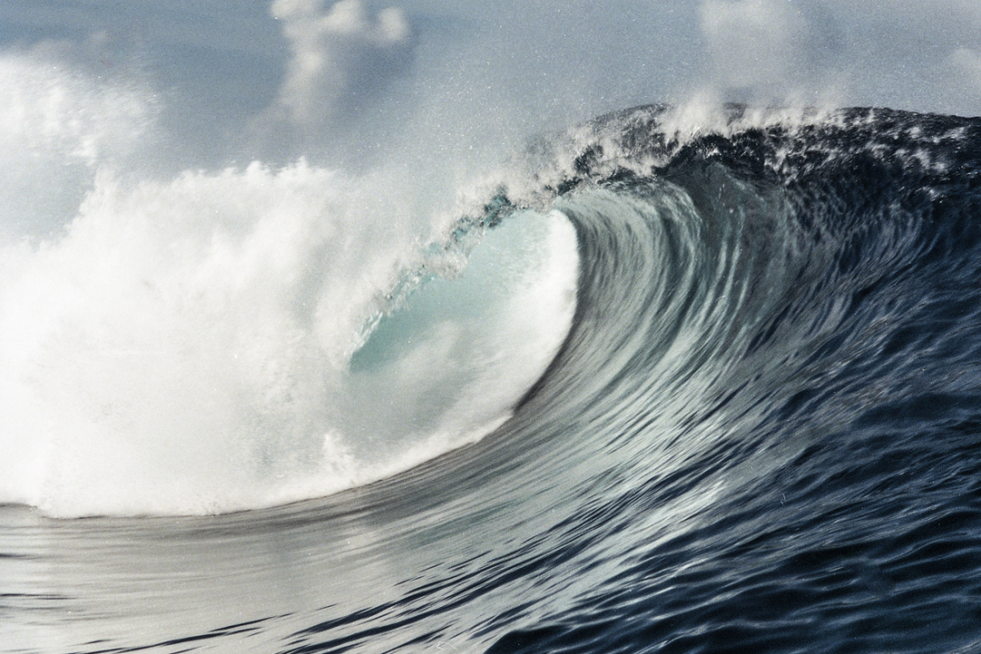 Monsters of the Deep: HSE Scientists Have Compiled a Catalogue of Rogue Waves Illustration for news: Monsters of the Deep: HSE Scientists Have Compiled a Catalogue of Rogue Waves