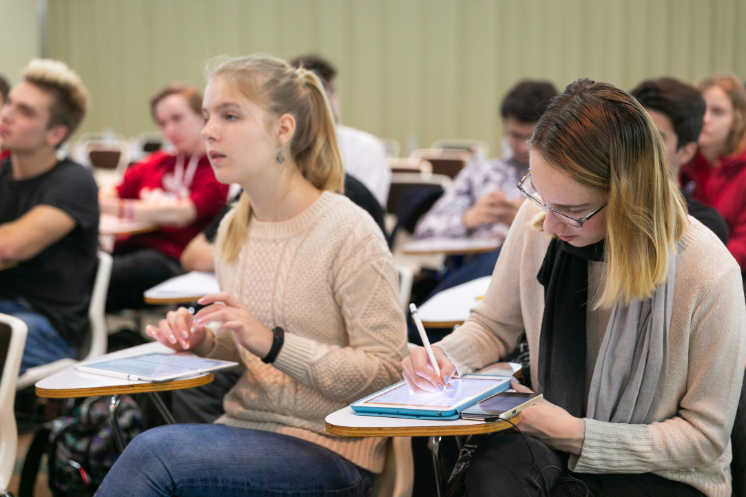Эксперты НИУ ВШЭ приняли участие в разработке методики реализации модуля «Обучение служением» в вузах Иллюстрация к новости: Эксперты НИУ ВШЭ приняли участие в разработке методики реализации модуля «Обучение служением» в вузах