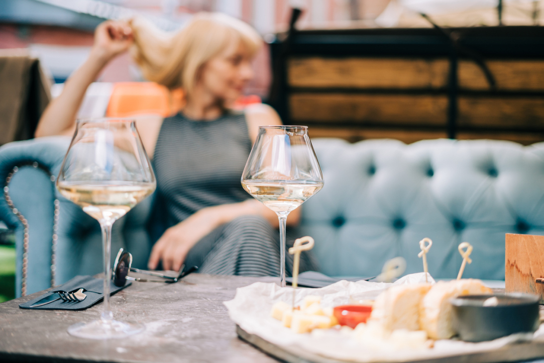 Alcohol Consumption Patterns Vary Across Social Groups in Russia, According to HSE Research Illustration for news: Alcohol Consumption Patterns Vary Across Social Groups in Russia, According to HSE Research