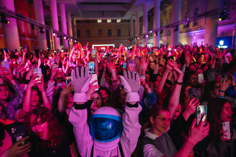 Cosmonauts and Neural Networks: Student NIGHT 2024 at HSE Illustration for news: Cosmonauts and Neural Networks: Student NIGHT 2024 at HSE