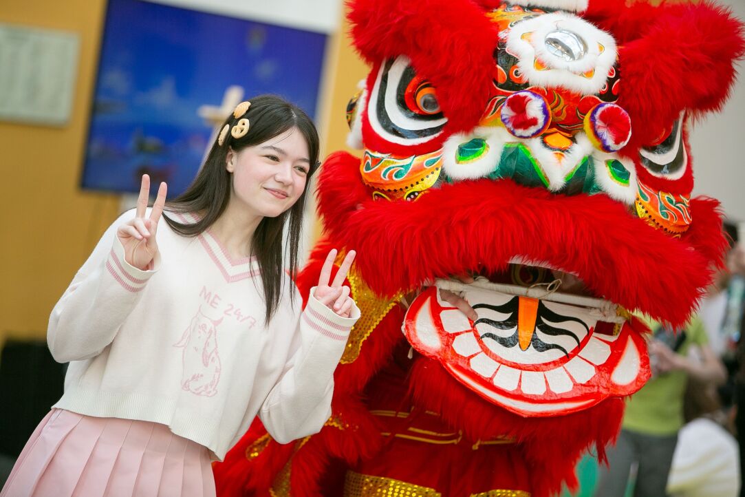 Чарующий Восток: в НИУ ВШЭ прошел юбилейный Oriental Crazy Day 2024 Иллюстрация к новости: Чарующий Восток: в НИУ ВШЭ прошел юбилейный Oriental Crazy Day 2024