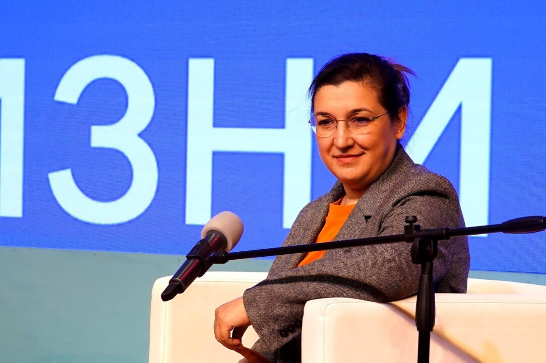 «Сочетание учительства и математики — формула успеха в управлении» Иллюстрация к новости: «Сочетание учительства и математики — формула успеха в управлении»