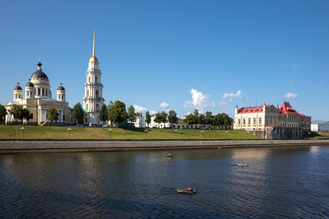Залечь на дно в Рыбинске: в жару лучше находиться в маленьком городе Иллюстрация к новости: Залечь на дно в Рыбинске: в жару лучше находиться в маленьком городе