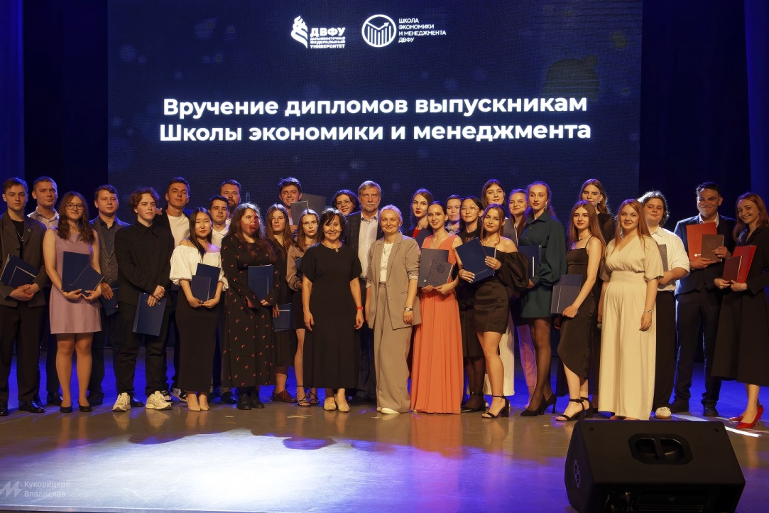 «Программа ВШЭ и ДВФУ является прекрасным примером сетевого образования» Иллюстрация к новости: «Программа ВШЭ и ДВФУ является прекрасным примером сетевого образования»